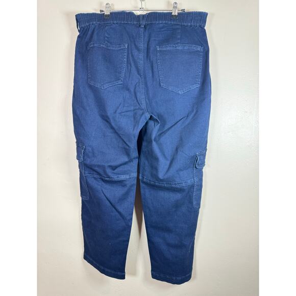 NWT Universal Standard Cargo Pants Blue Twill Navy Wide Leg 14/16 - Picture 2 of 7